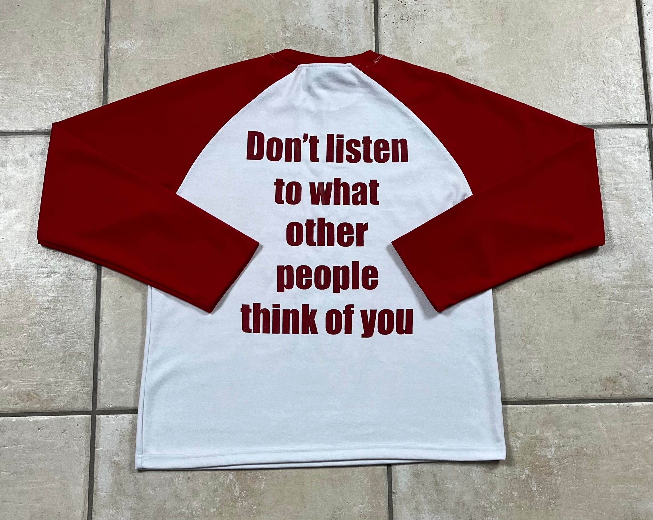 Red long sleeve (pre order)