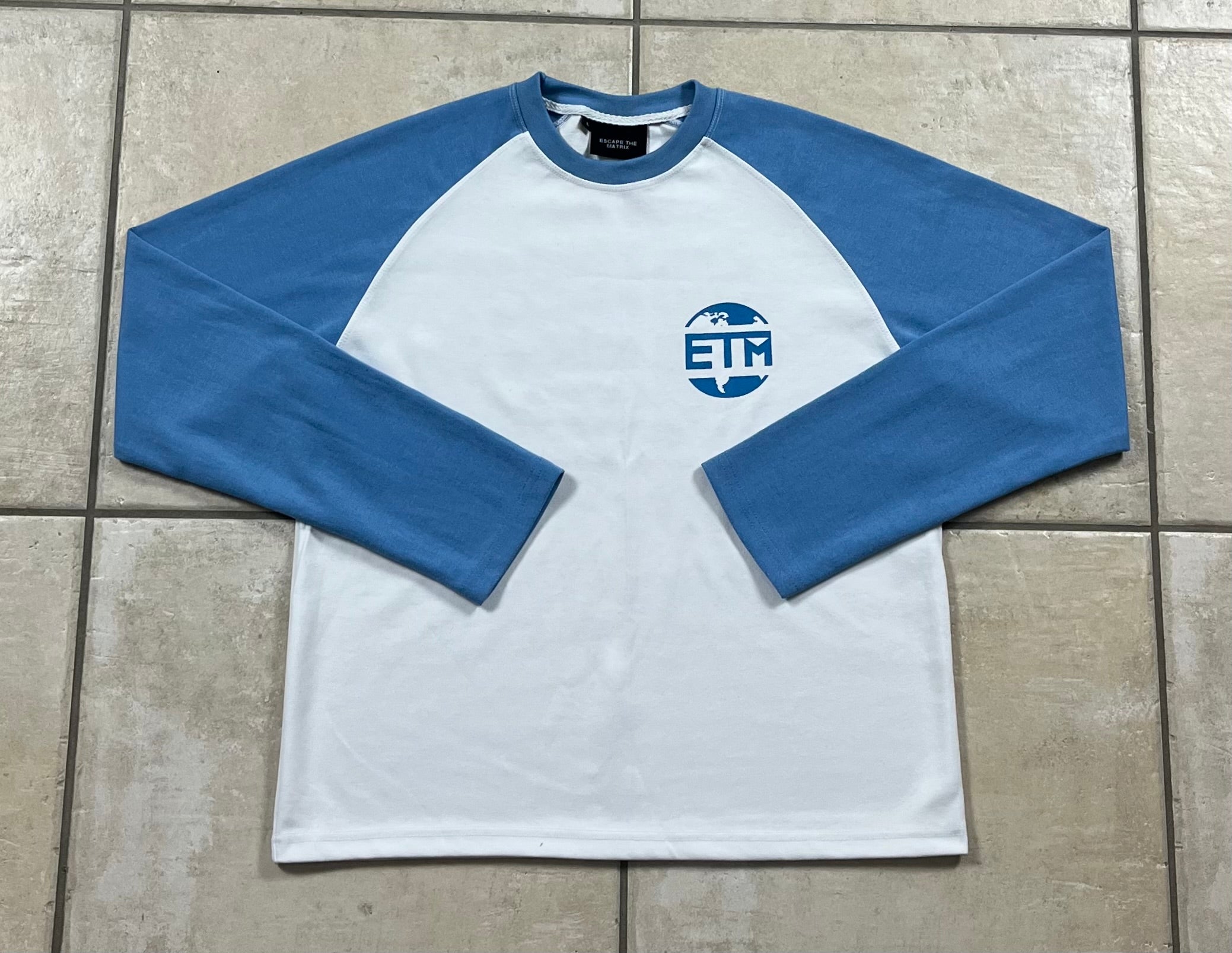 Baby blue long sleeve (pre order)